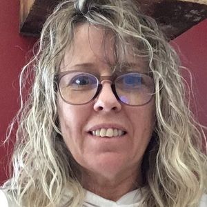 Meet your Posher, Annie